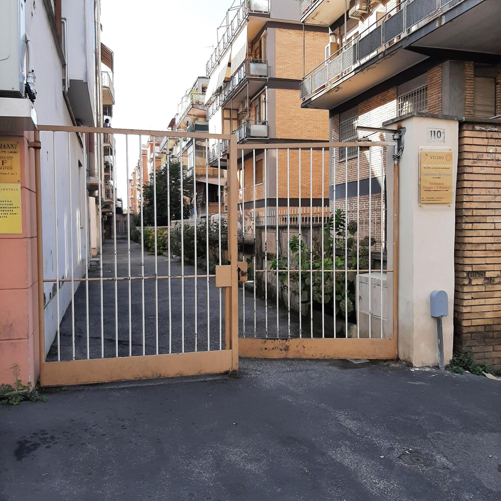 Appartamento Roma - Metro C Luaran gambar
